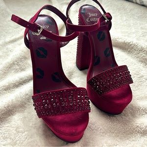 Juicy Couture wine trice women’s rhinestone pumps